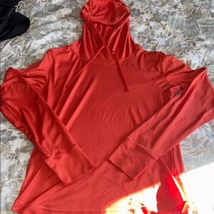 Under Armour women’s long sleeve